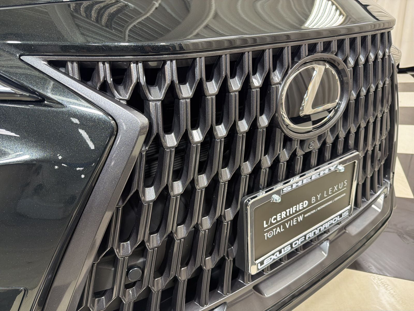 2025 Lexus NX 450h+ Luxury