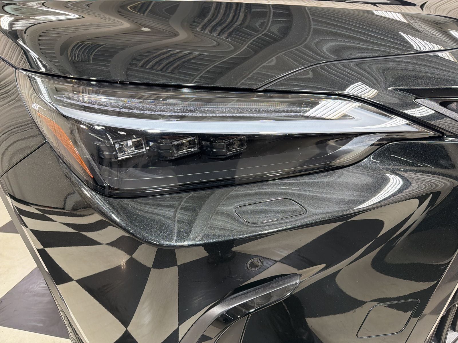 2025 Lexus NX 450h+ Luxury