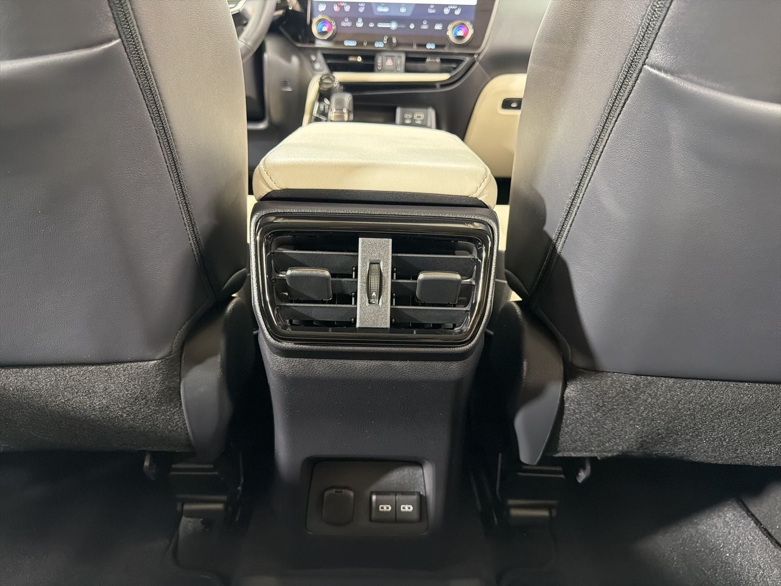 2025 Lexus NX 450h+ Luxury