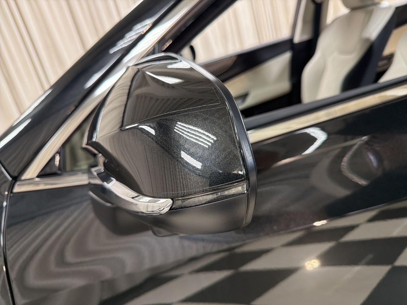 2025 Lexus NX 450h+ Luxury