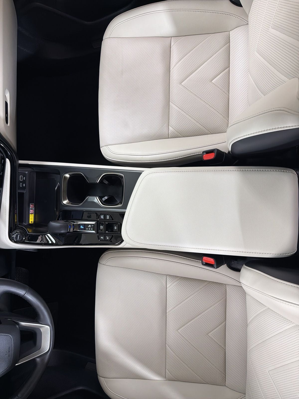 2025 Lexus NX 450h+ Luxury