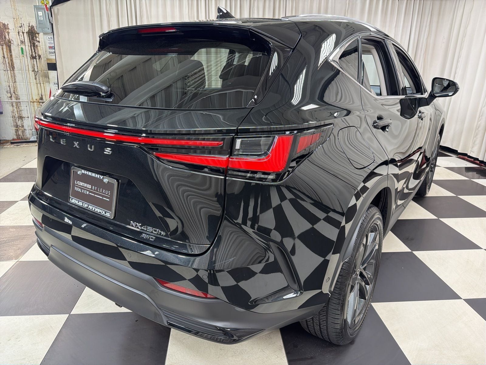 2025 Lexus NX 450h+ Luxury