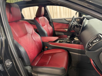 2025 Lexus NX 450h+ Luxury