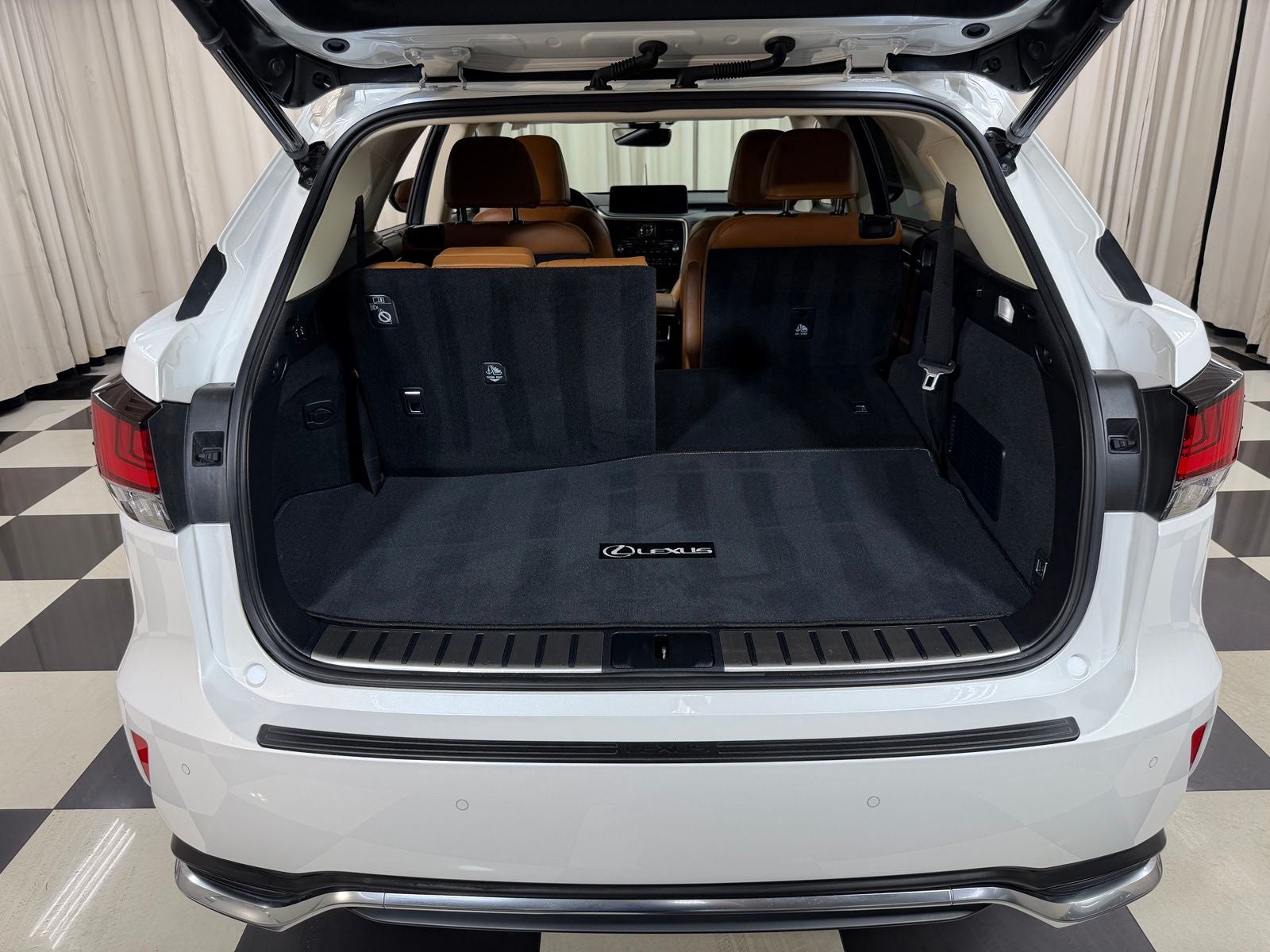 2022 Lexus RX 450hL Luxury