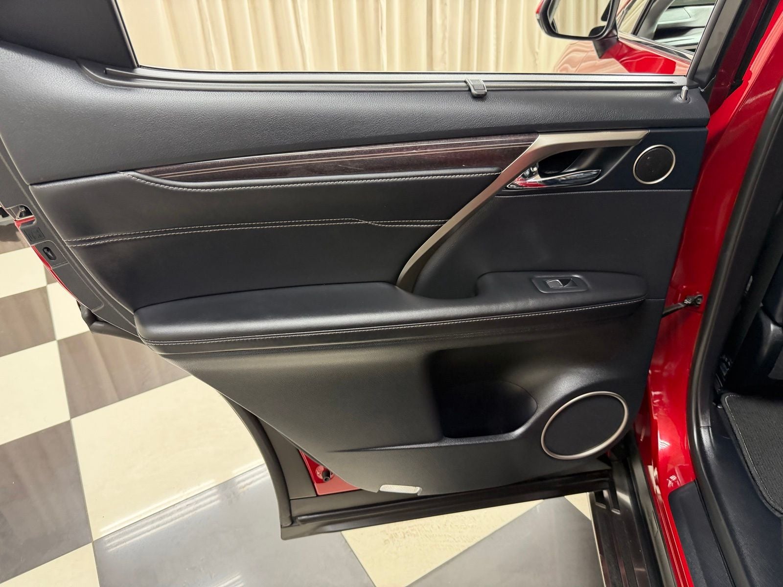 2022 Lexus RX 450hL Luxury