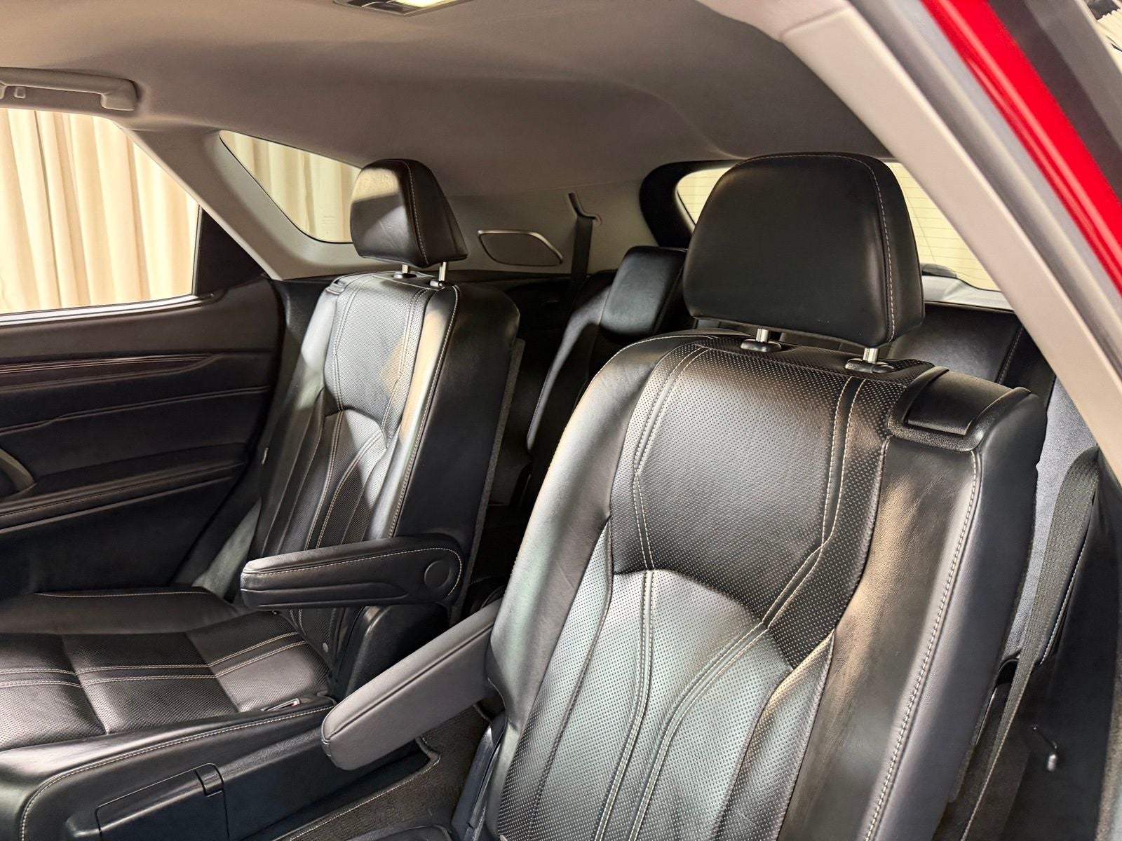 2022 Lexus RX 450hL Luxury