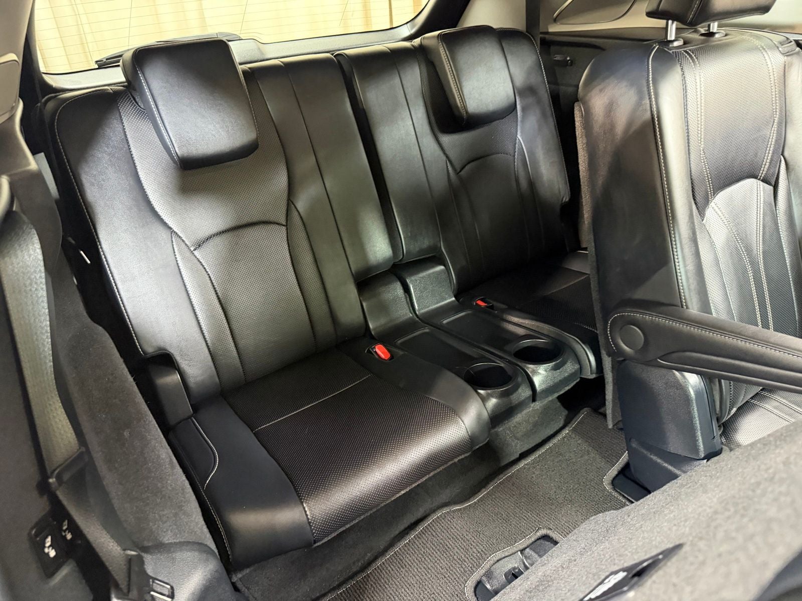 2022 Lexus RX 450hL Luxury