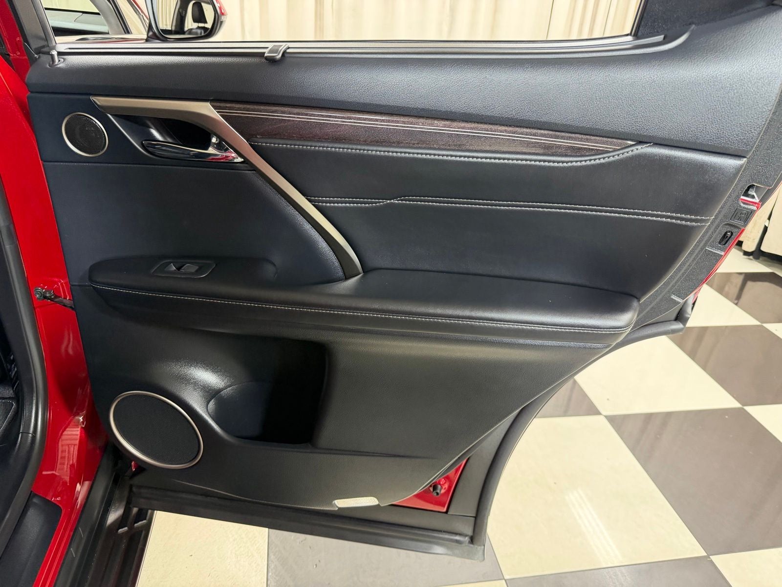 2022 Lexus RX 450hL Luxury