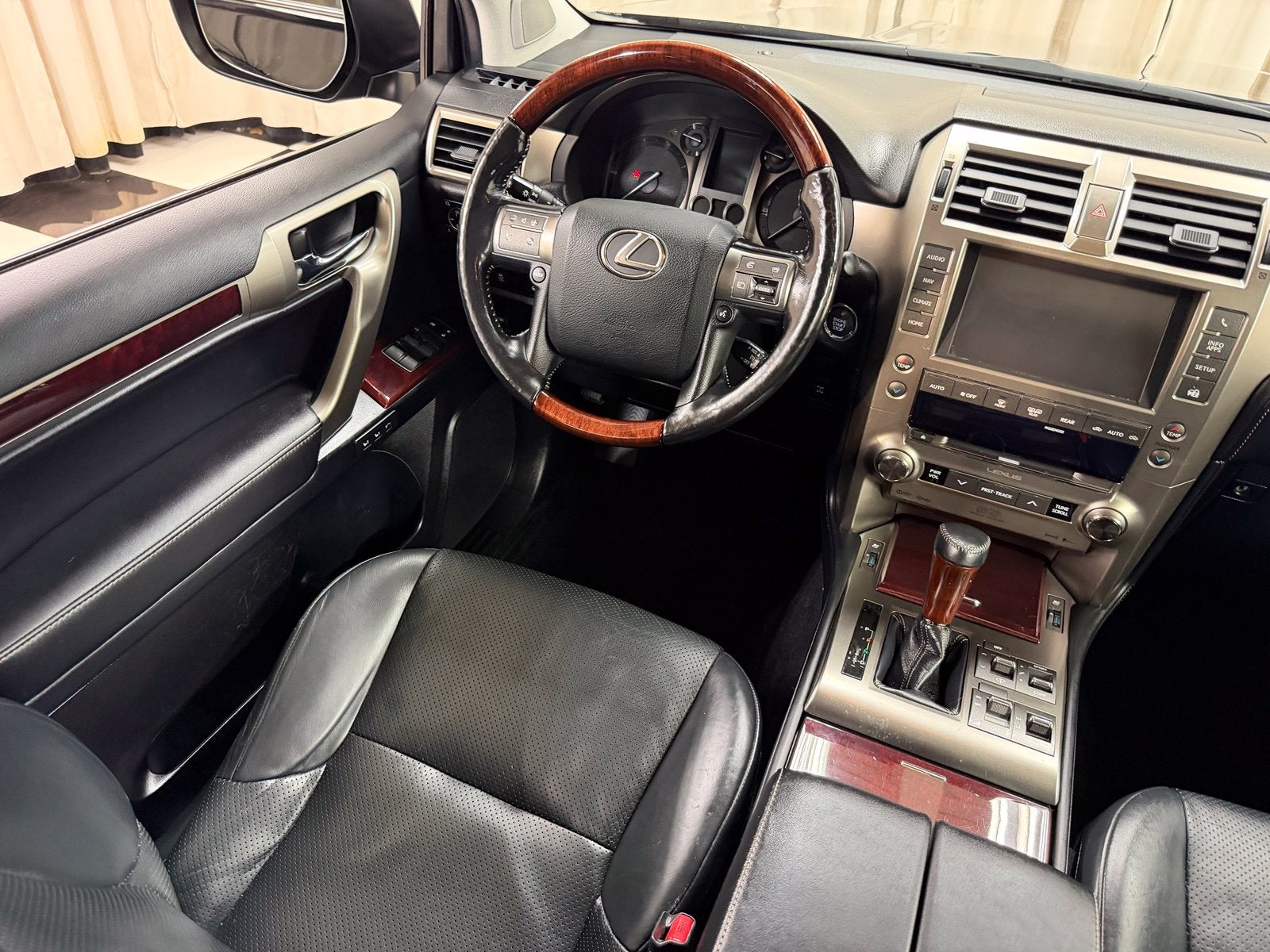 2016 Lexus GX 460 Luxury