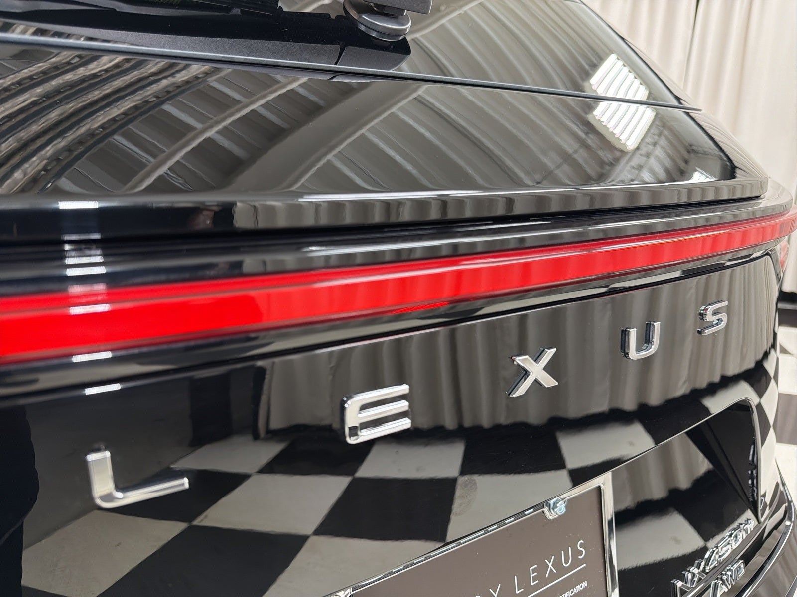 2025 Lexus NX 450h+ F SPORT