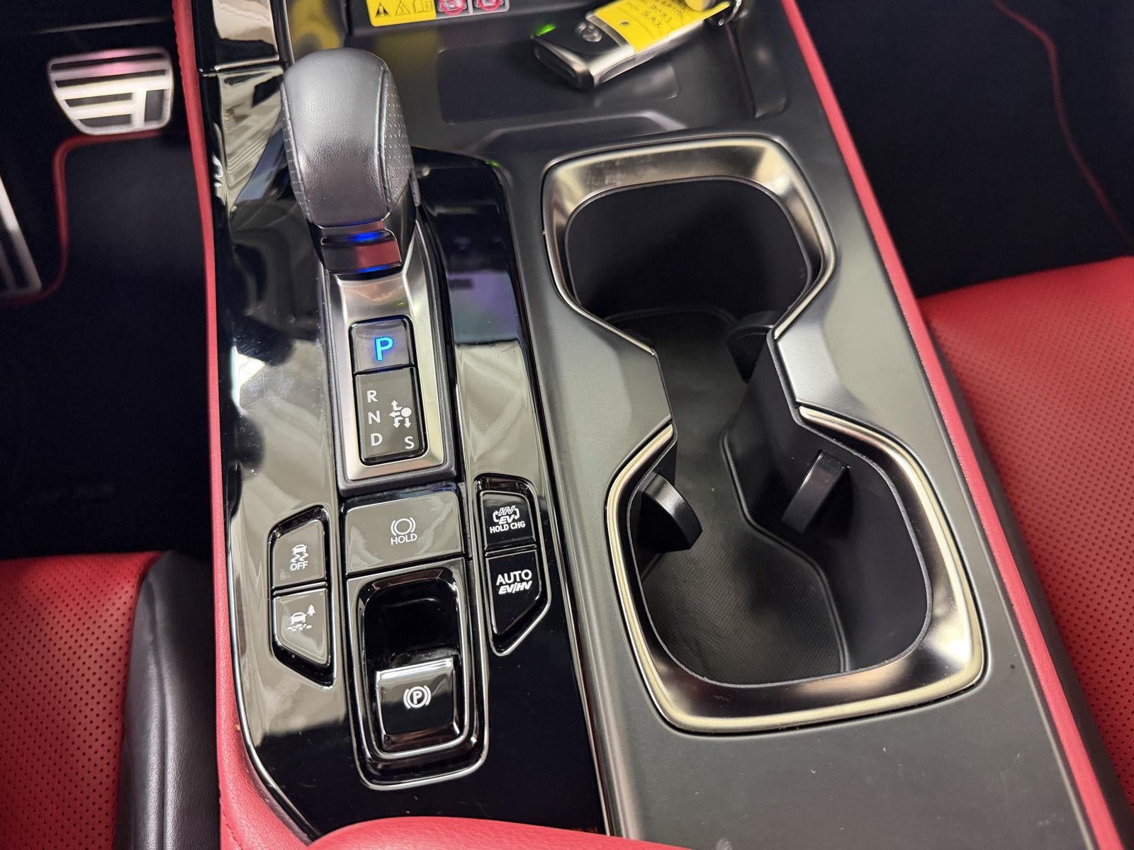 2024 Lexus Nx NX 450h+ F SPORT Handling