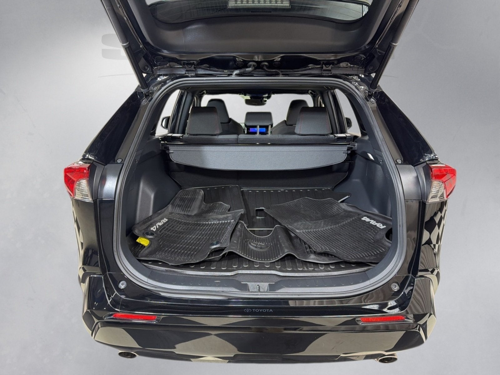 2023 Toyota RAV4 Prime SE