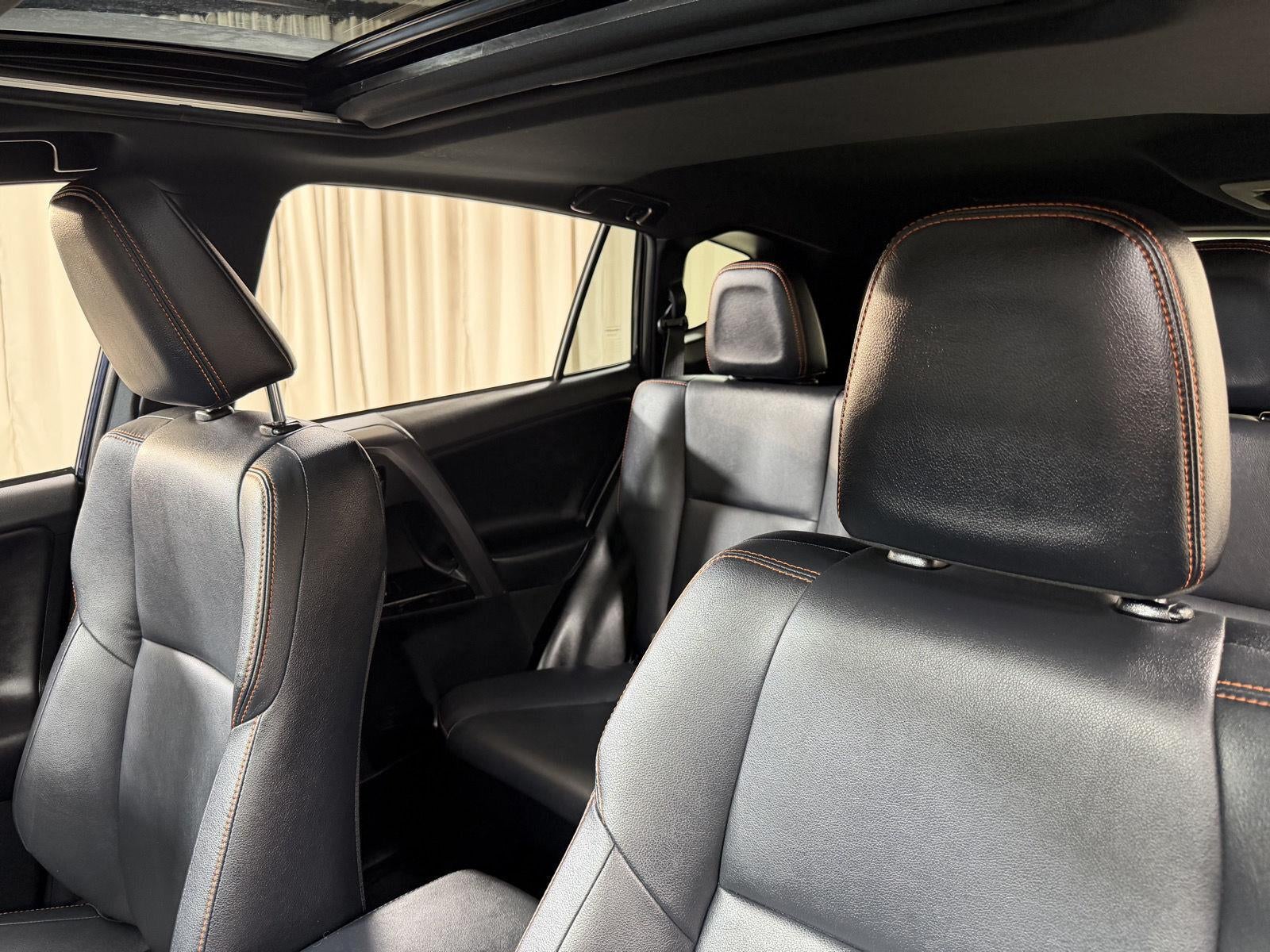 2017 Toyota RAV4 SE