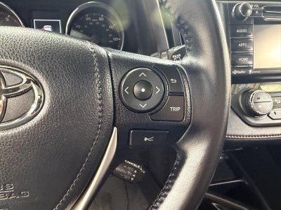 2017 Toyota RAV4 SE