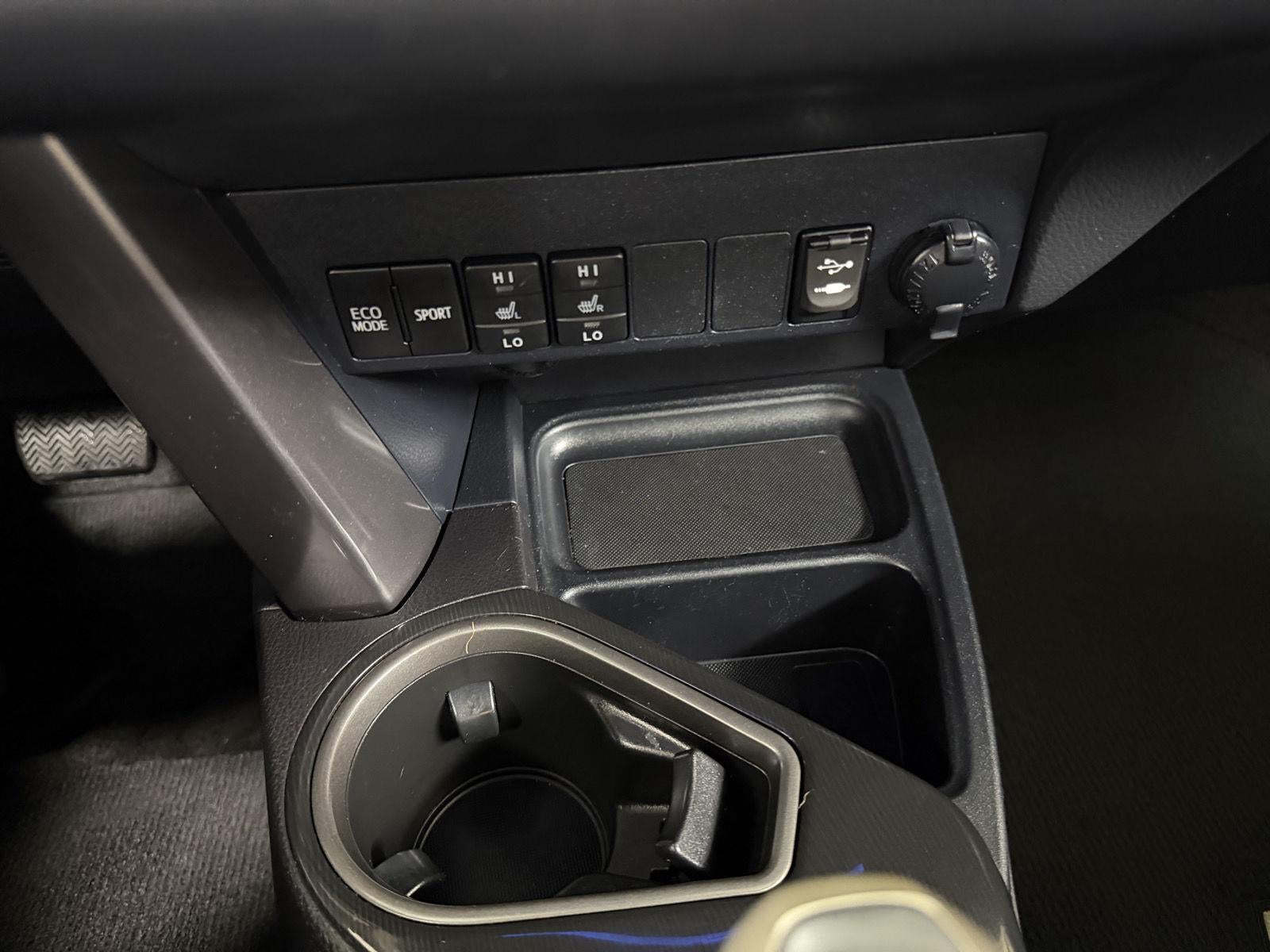 2017 Toyota RAV4 SE