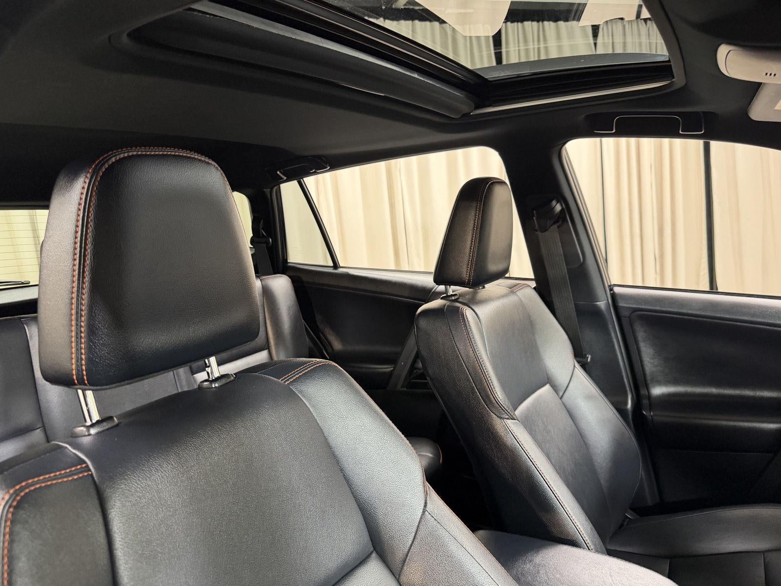 2017 Toyota RAV4 SE