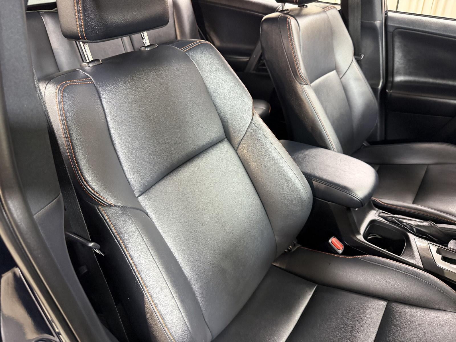 2017 Toyota RAV4 SE