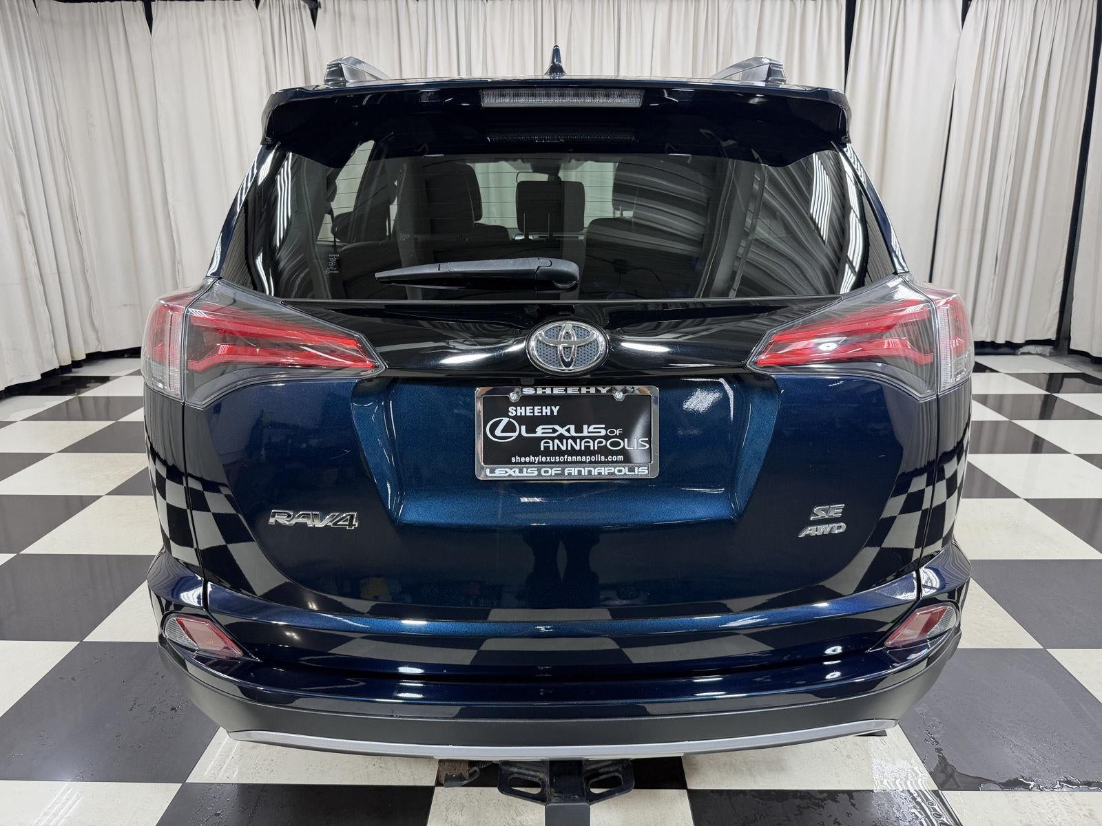 2017 Toyota RAV4 SE