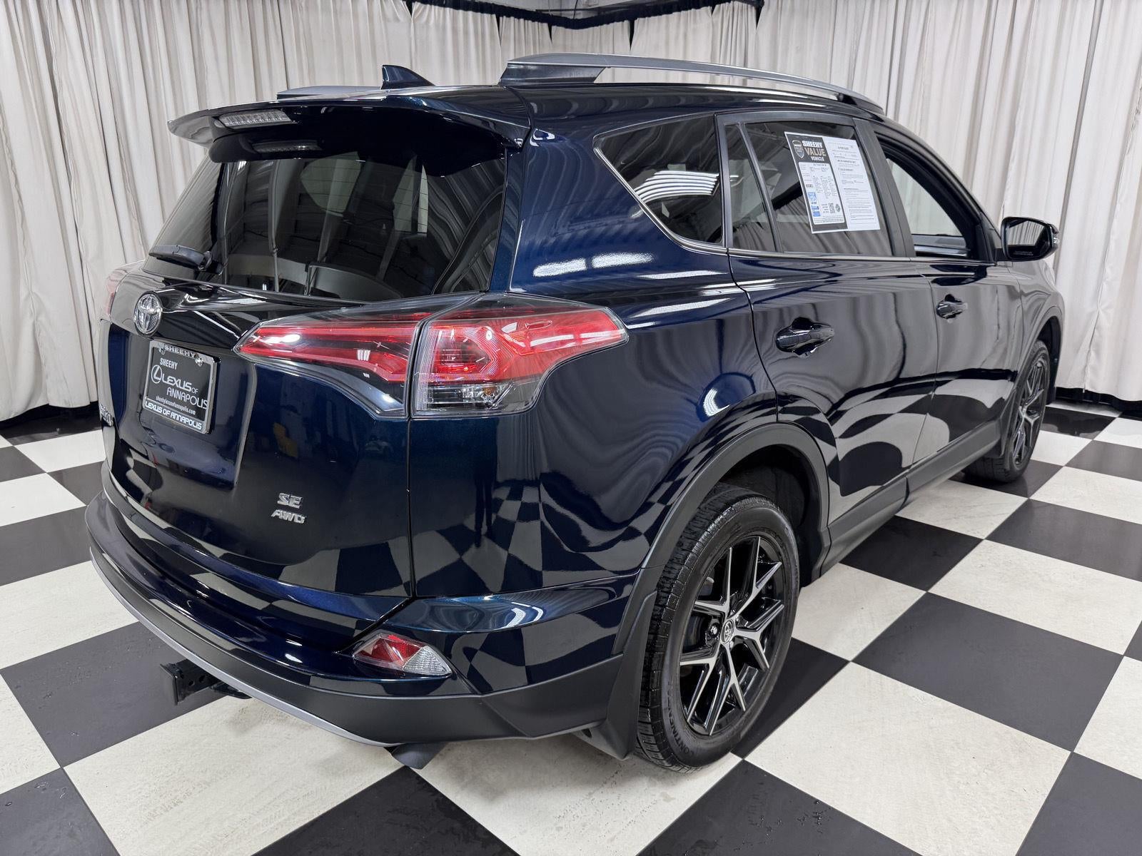 2017 Toyota RAV4 SE
