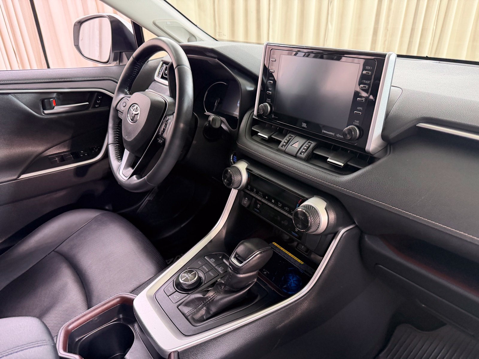 2020 Toyota RAV4 Limited