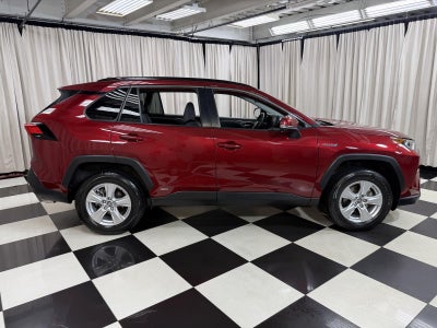 2021 Toyota RAV4 Hybrid XLE