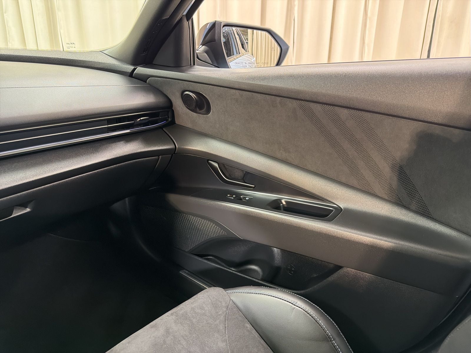 2025 Hyundai Elantra N Base