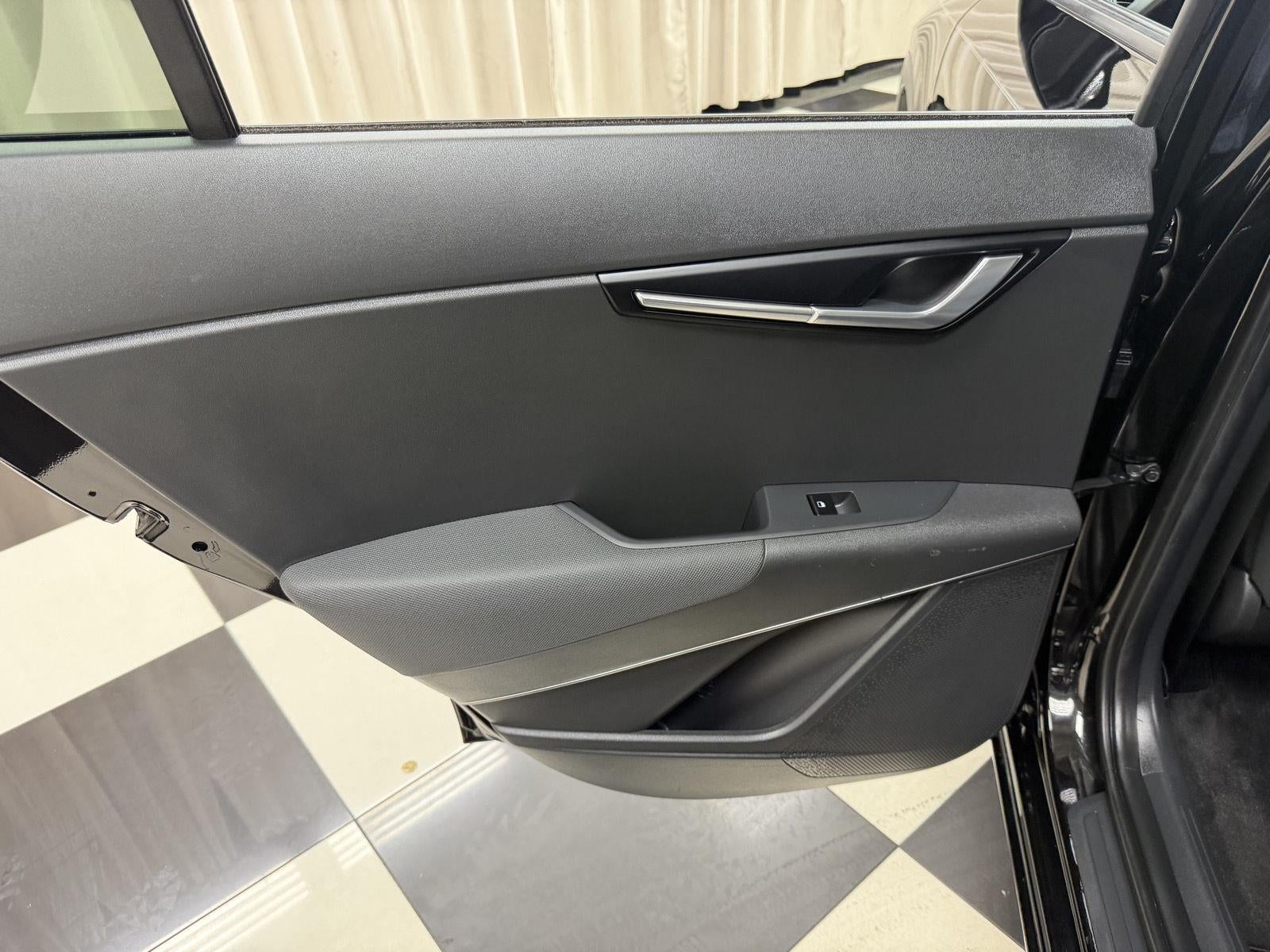 2024 Kia Niro EX
