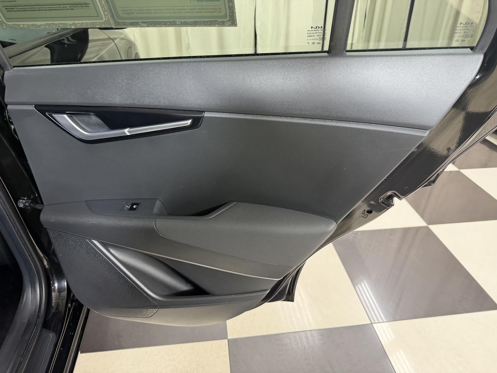 2024 Kia Niro EX
