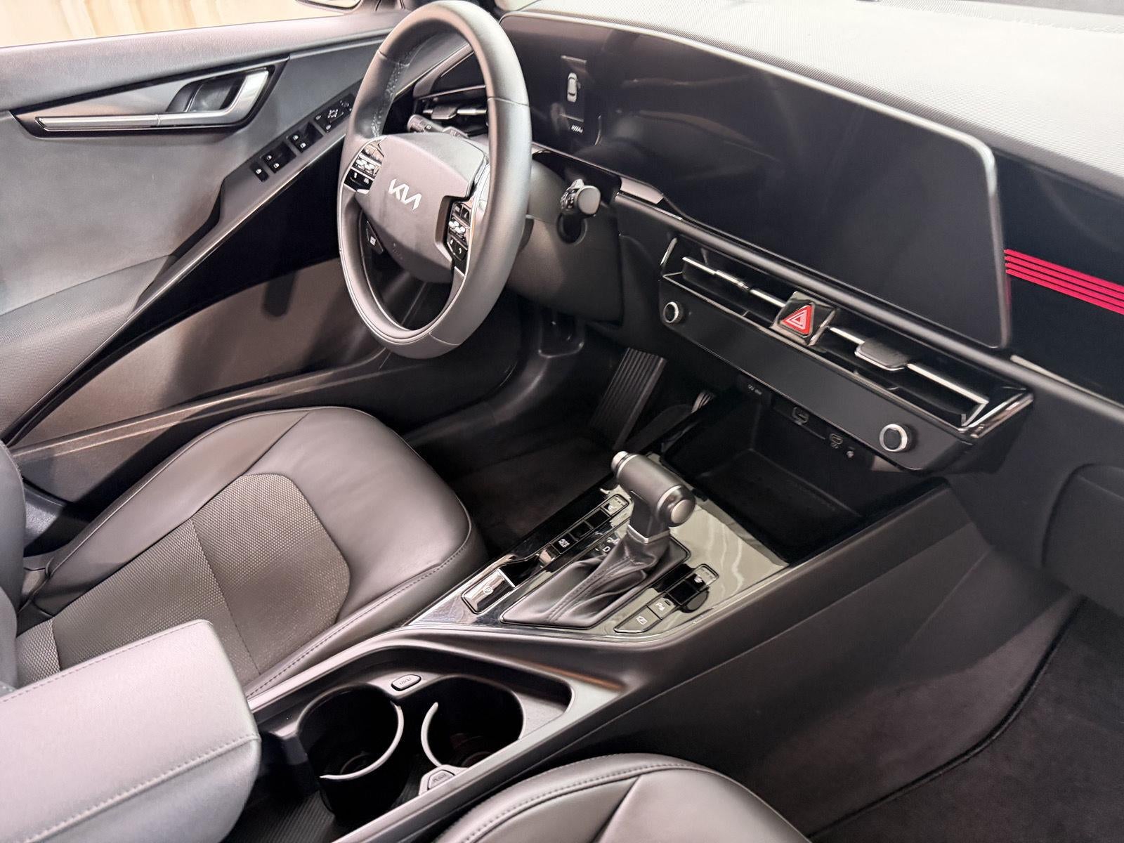 2024 Kia Niro EX