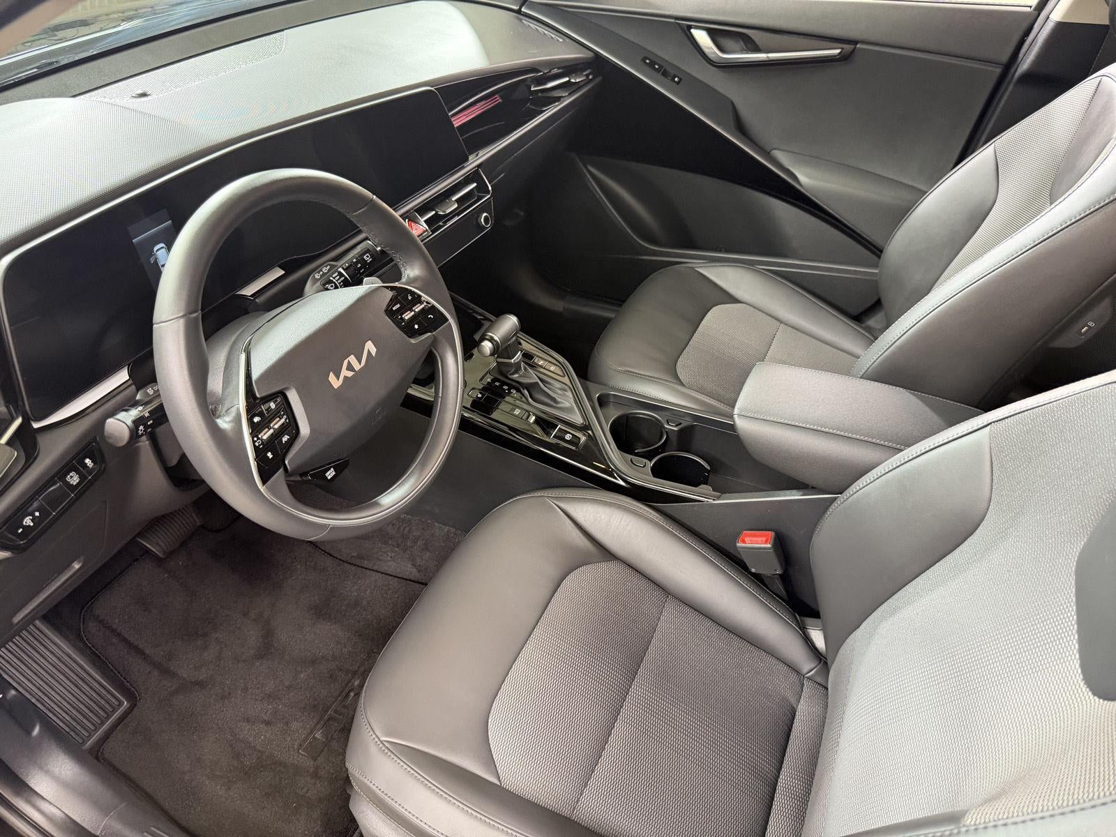 2024 Kia Niro EX