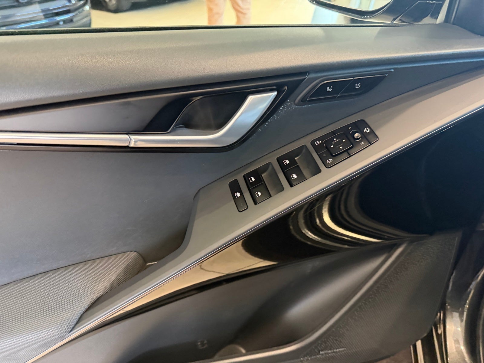 2023 Kia Niro SX Touring