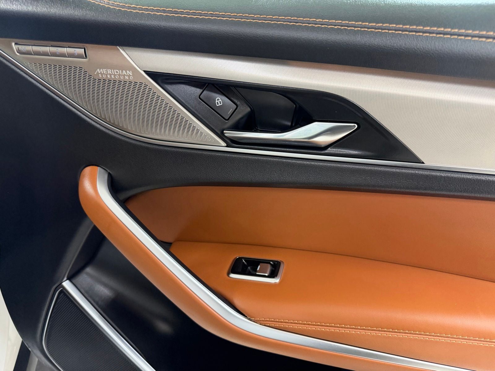 2026 Jaguar F-PACE P250 R-Dynamic S