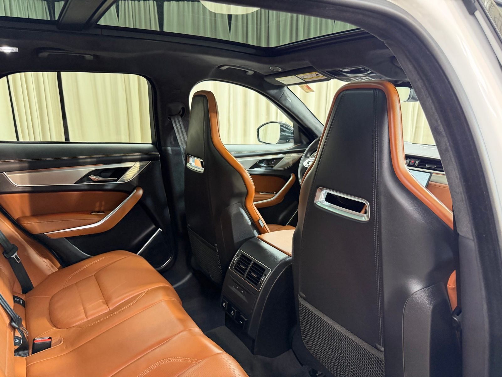 2026 Jaguar F-PACE P250 R-Dynamic S