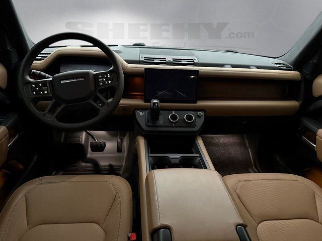 2025 Land Rover Defender 110 X-Dynamic SE