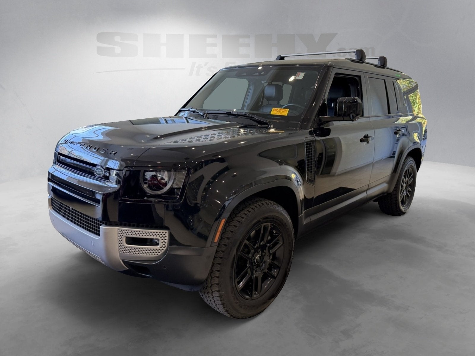 2023 Land Rover Defender 130 SE