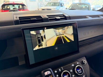 2023 Land Rover Defender 130 SE