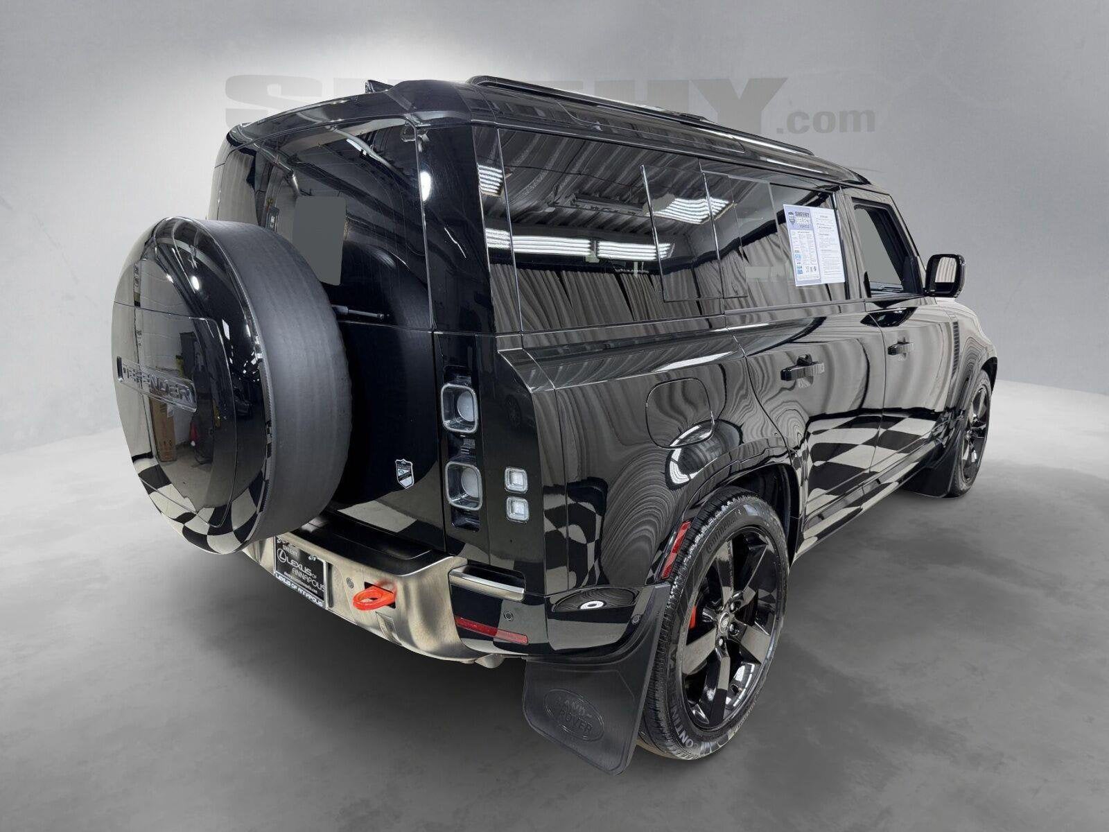 2025 Land Rover Defender 110 X