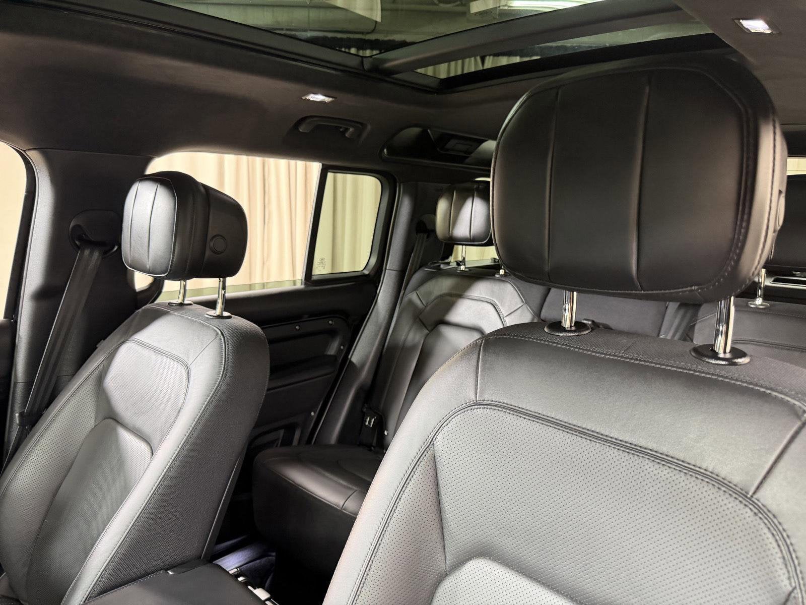 2025 Land Rover Defender 110 X