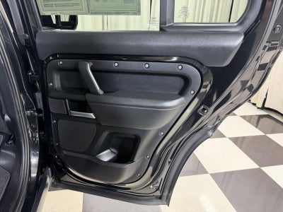 2025 Land Rover Defender 110 X