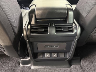 2025 Land Rover Defender 110 X