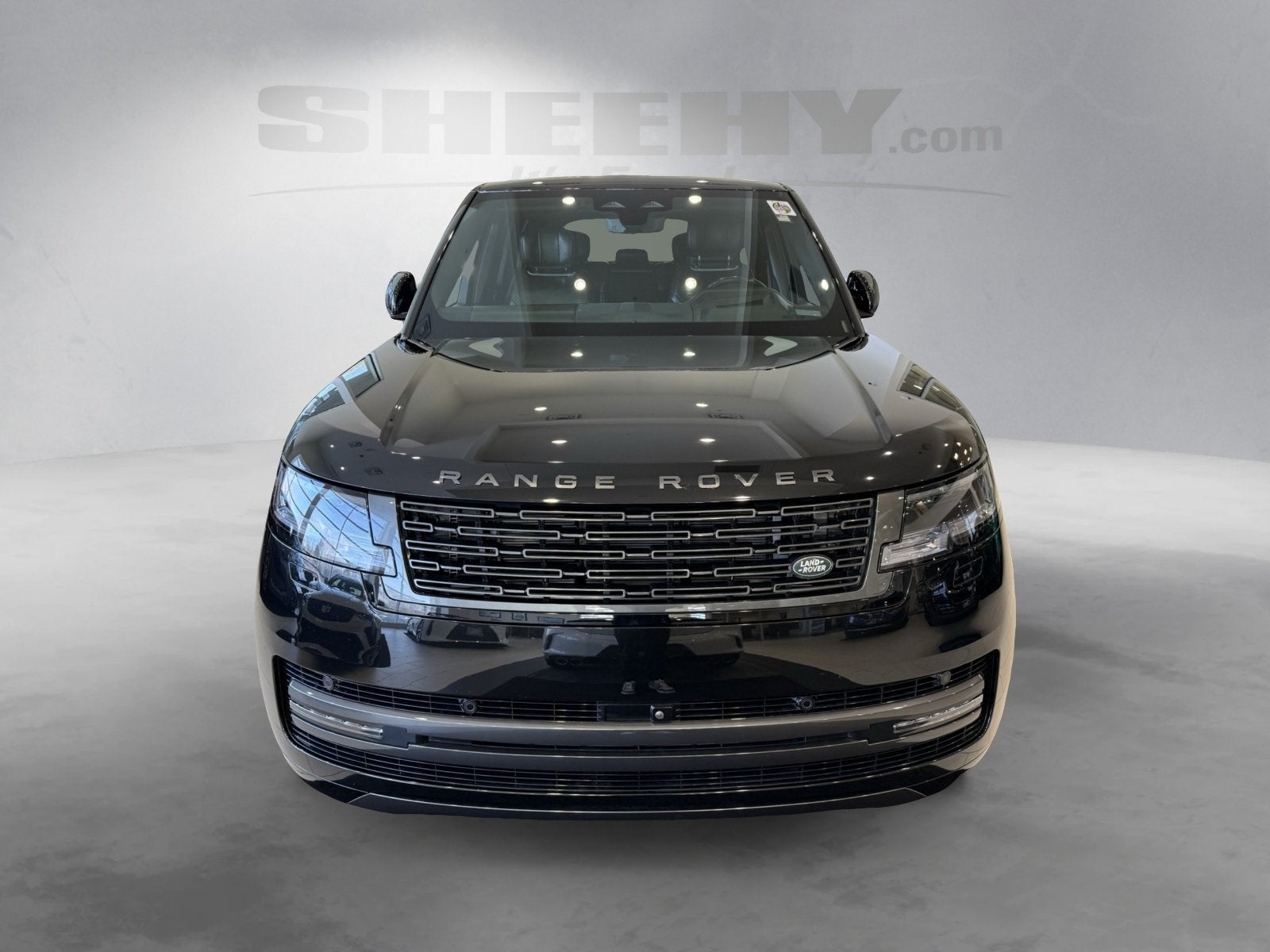 2025 Land Rover Range Rover Plug-In Hybrid Autobiography