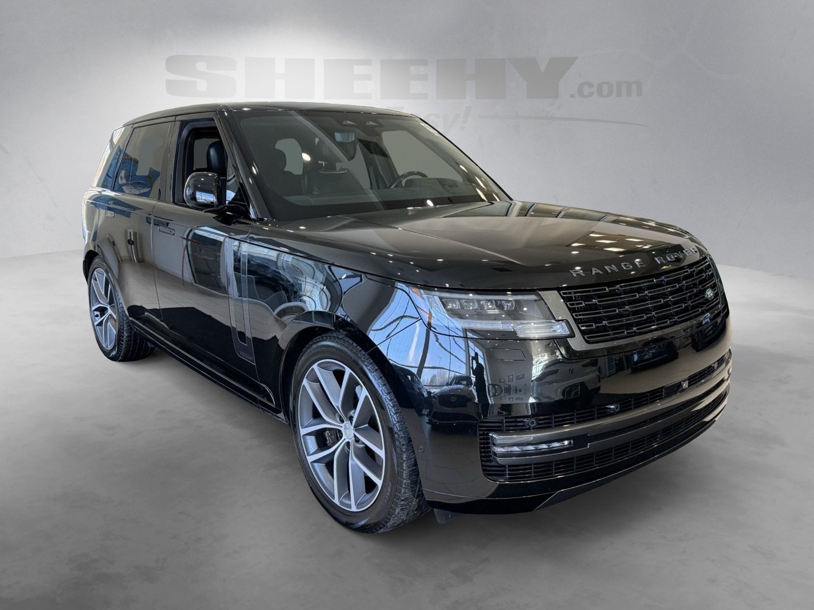 2025 Land Rover Range Rover Plug-In Hybrid Autobiography