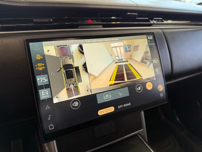 2025 Land Rover Range Rover Plug-In Hybrid Autobiography