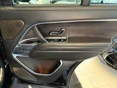 2025 Land Rover Range Rover Plug-In Hybrid Autobiography