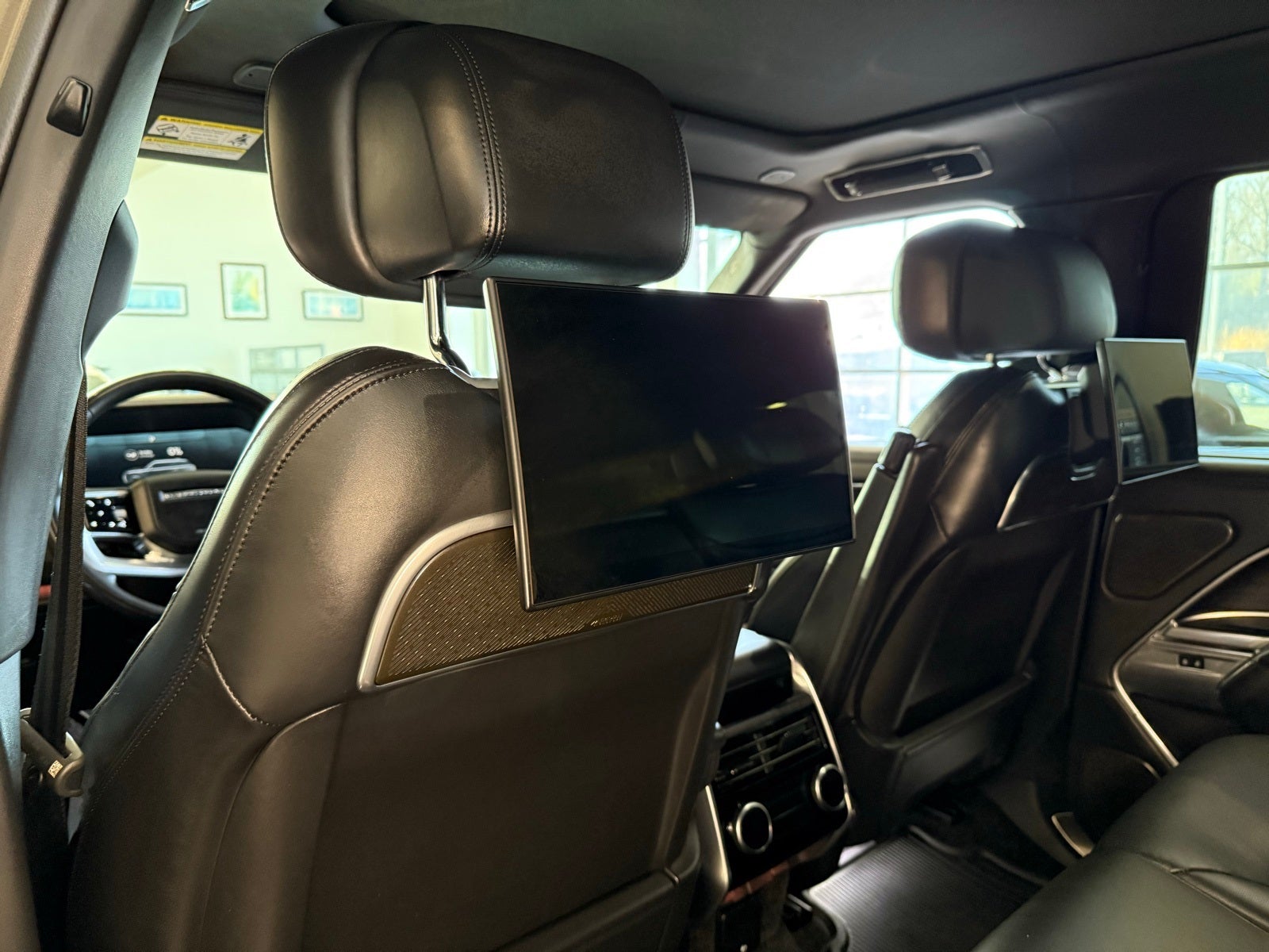 2025 Land Rover Range Rover Plug-In Hybrid Autobiography