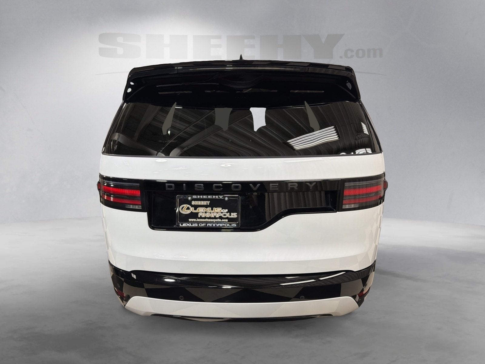 2024 Land Rover Discovery Dynamic SE