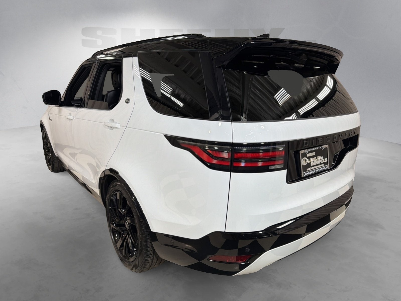 2024 Land Rover Discovery Dynamic SE