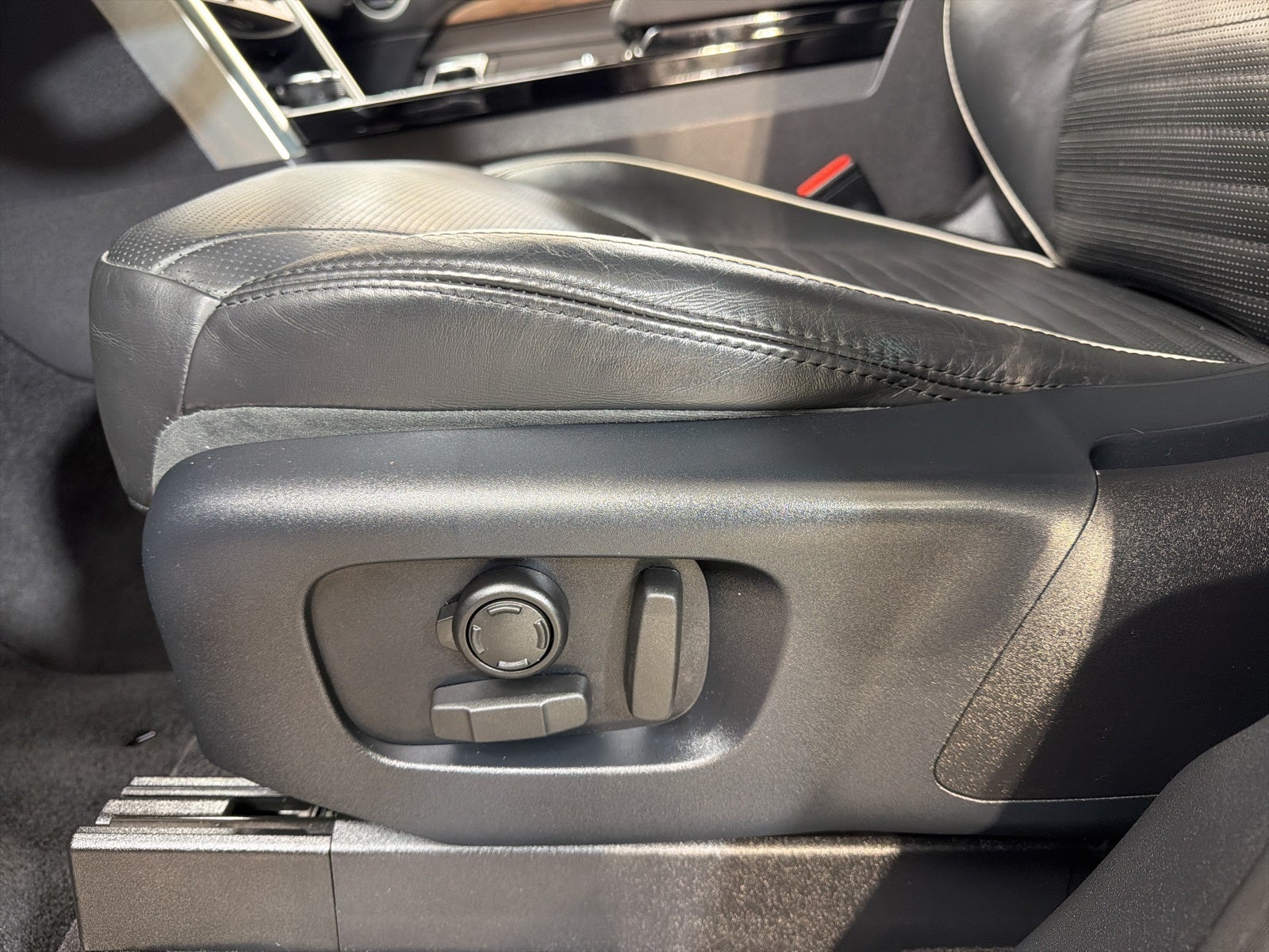 2019 Land Rover Discovery HSE