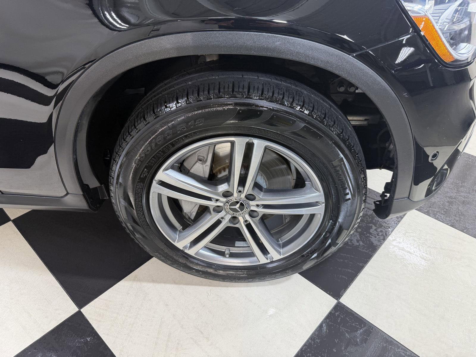 2021 Mercedes-Benz GLC GLC 300