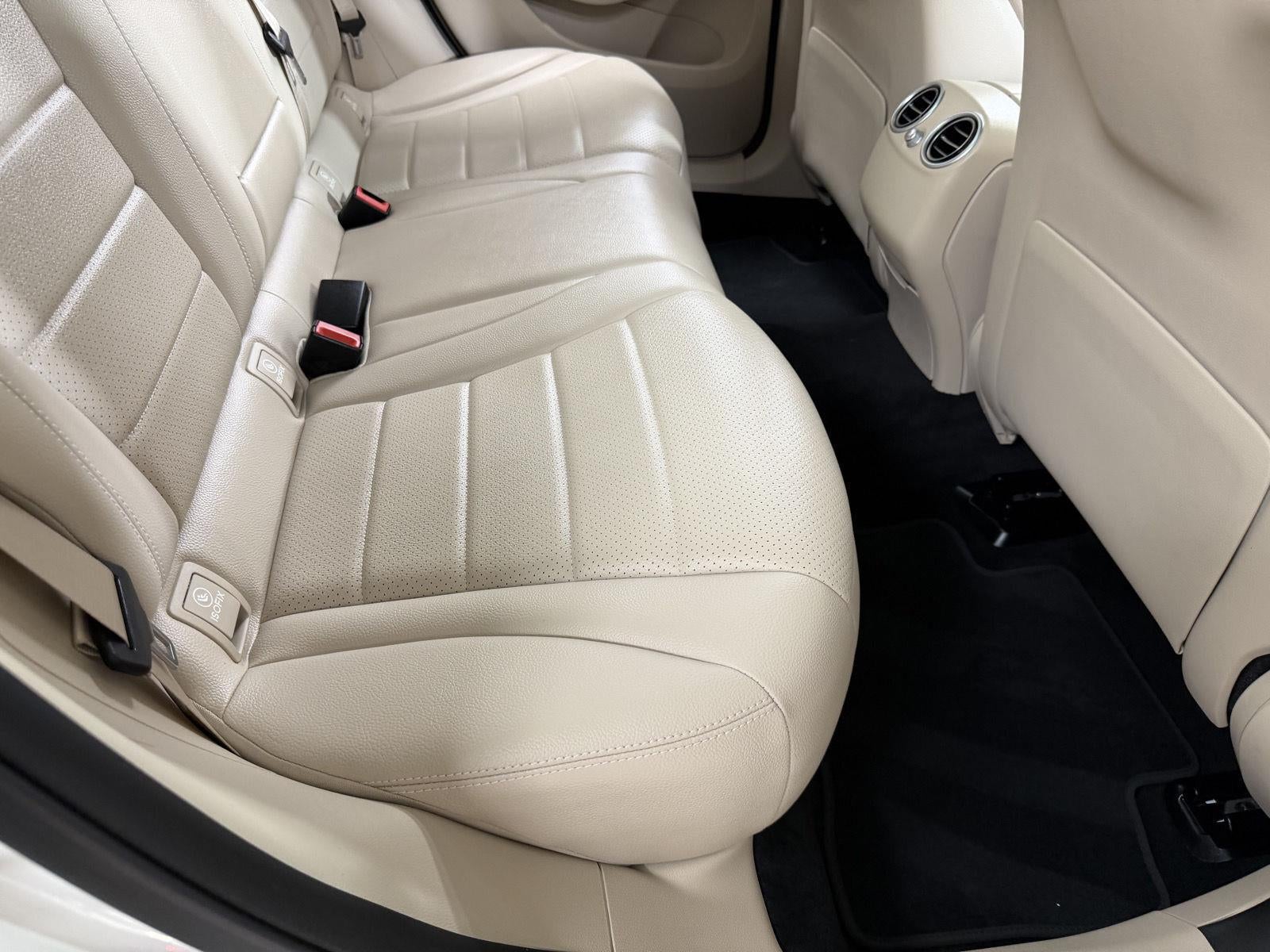 2020 Mercedes-Benz Glc GLC 300